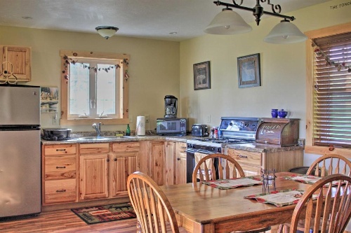 Rural Farmhouse Cabin on 150 Private Wooded Acres! image 11